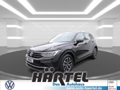 VOLKSWAGEN TIGUAN LIFE TDI DSG   EURO6 ACC-RADAR NAVI AHK AUT