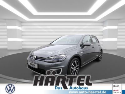VOLKSWAGEN GOLF 7 E- AUTOMATIK   ACC-RADAR NAVI CLIMATRON